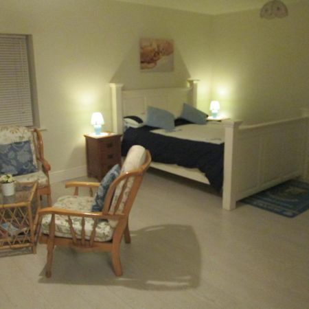 The Willow Room Ashford Exteriör bild